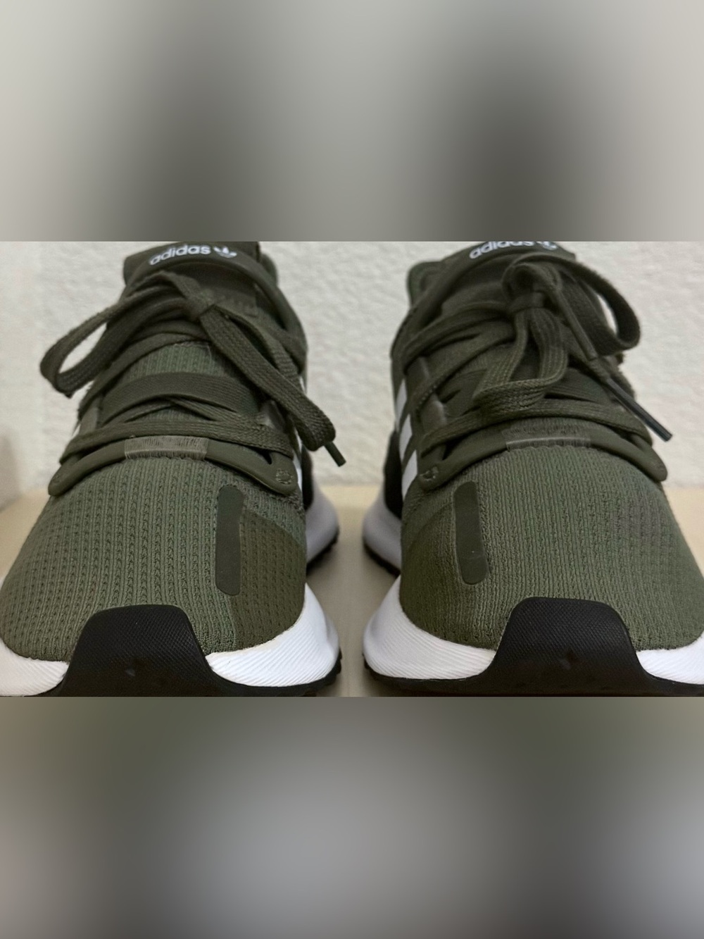 Adidas U_Path Run Sneakers Olive Green Athletic Shoes Youth 4.5 (Women’s 7) - Picture 2 of 7